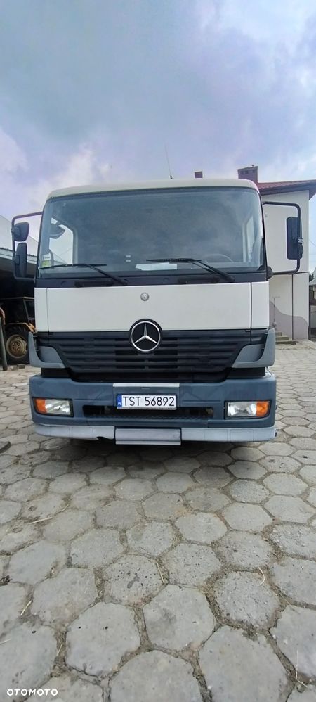 Mercedes-Benz 1823 - 2