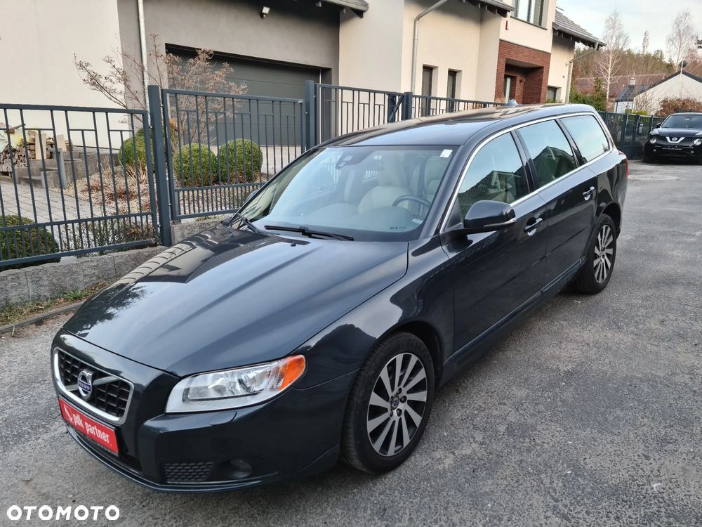 Volvo V70 D3 Summum - 12