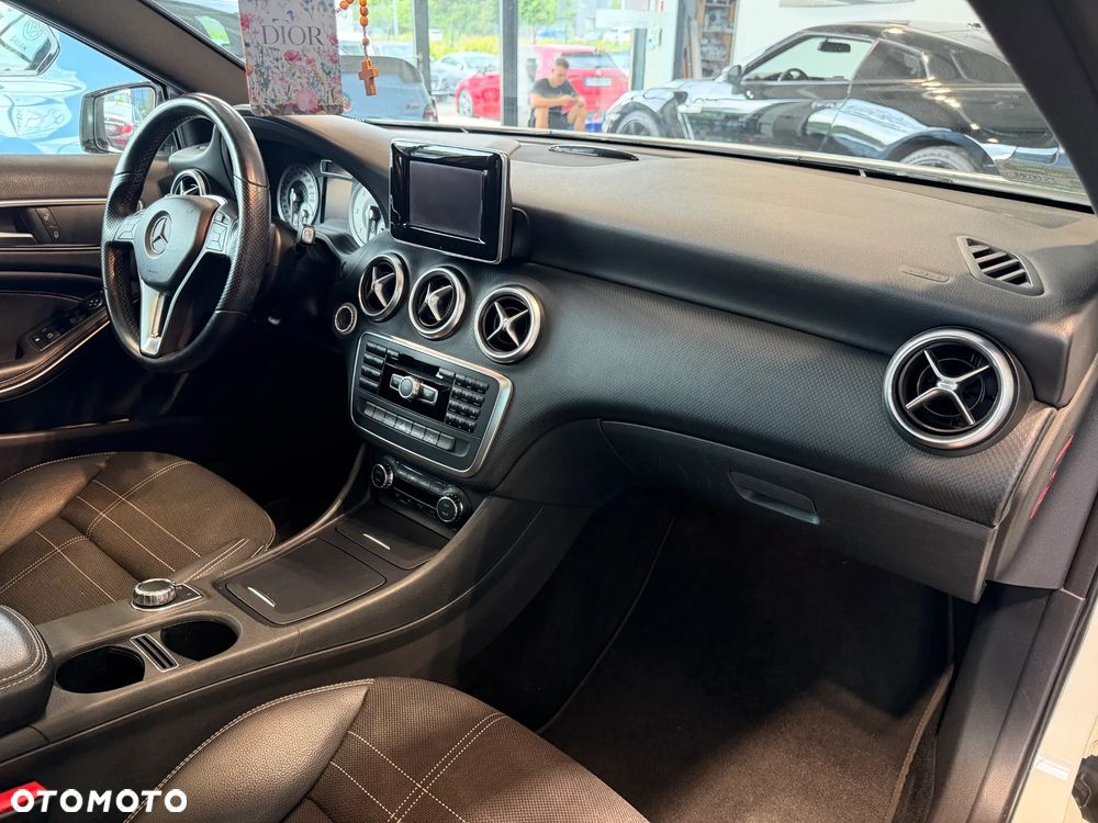 Mercedes-Benz Klasa A 180 CDI (BlueEFFICIENCY) 7G-DCT Urban - 22