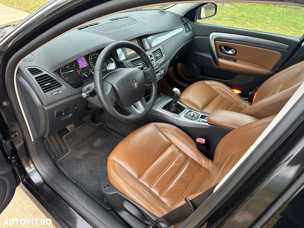 Renault Laguna dCi 110 FAP Paris Business - 4