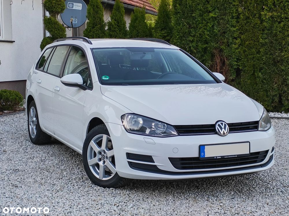Volkswagen Golf 1.6 TDI BlueMotion Technology Lounge - 1