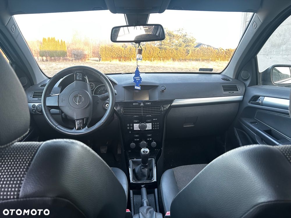 Opel Astra 1.4 - 7