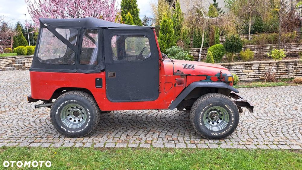 Toyota Land Cruiser - 2