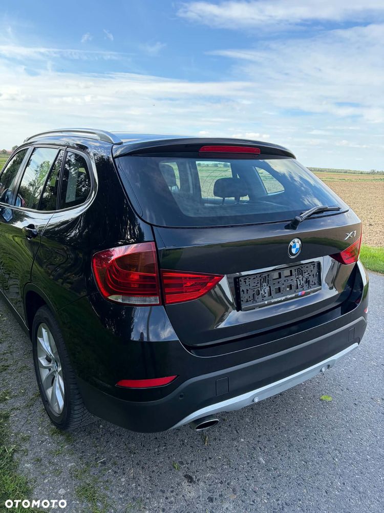 BMW X1 sDrive18i xLine - 6