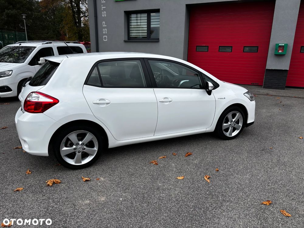 Toyota Auris 1.8 HSD Luna - 5