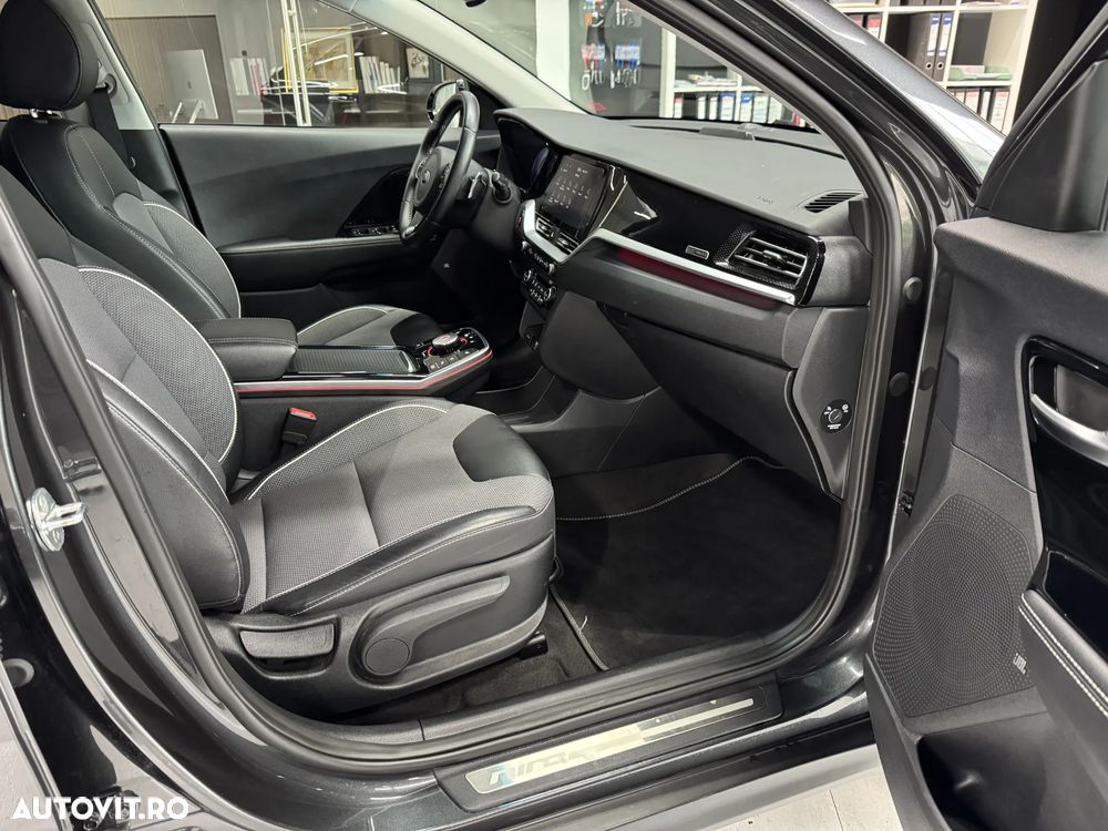 Kia Niro e-Niro 150 kW Vision - 10
