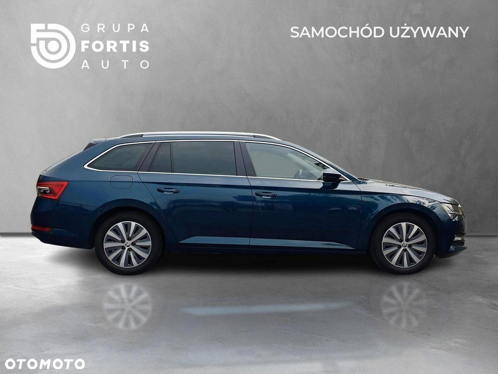 Skoda Superb 2.0 TDI SCR Style DSG - 6