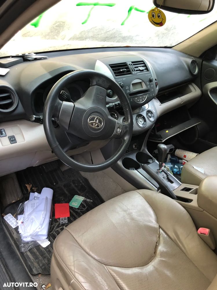 Dezmembrez Toyota RAV 4 Motor VVT 16valve negru - 5