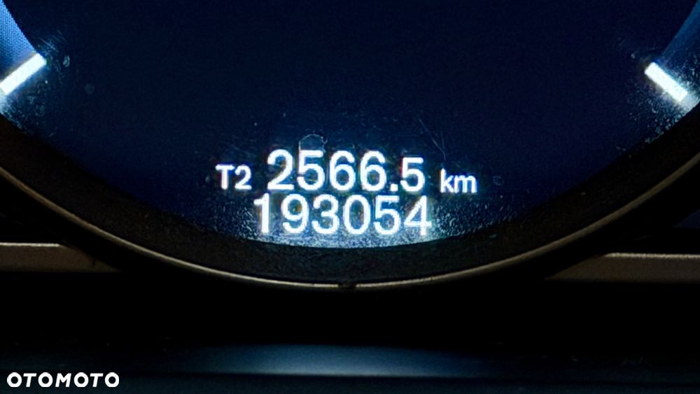 Volvo V40 - 8