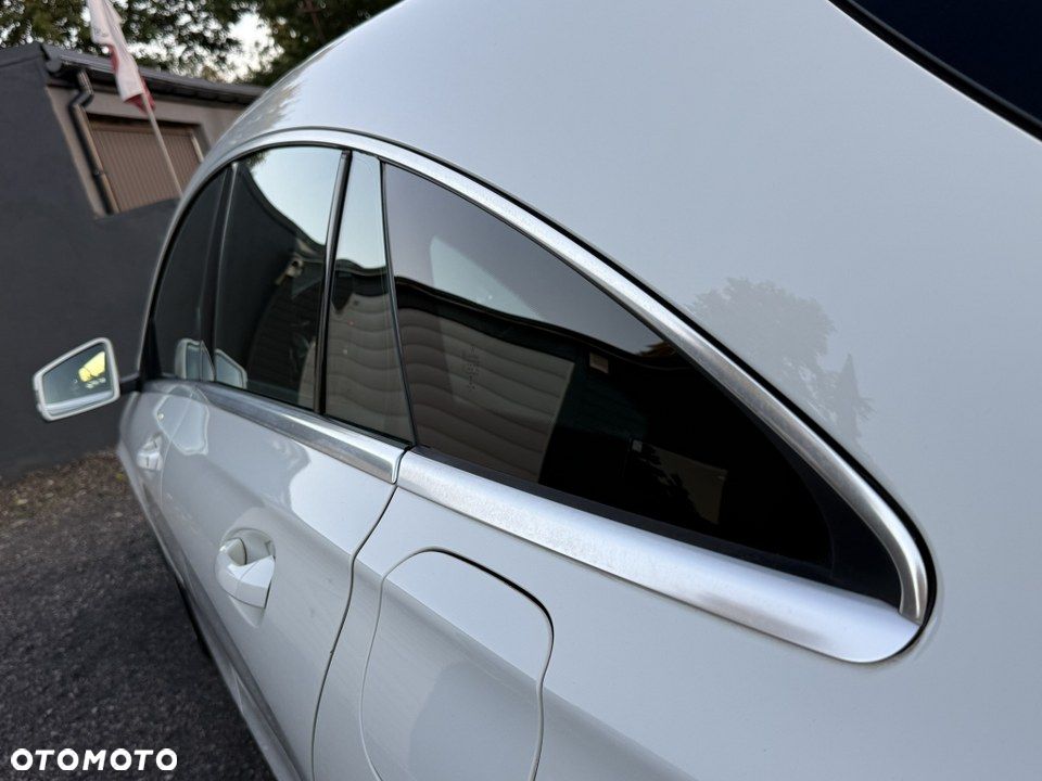 Mercedes-Benz CLA 180 AMG Line - 12