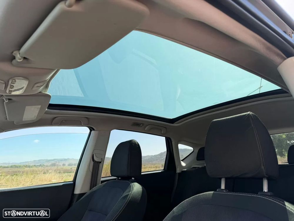 Nissan Qashqai 1.5 dCi N-Connecta - 21
