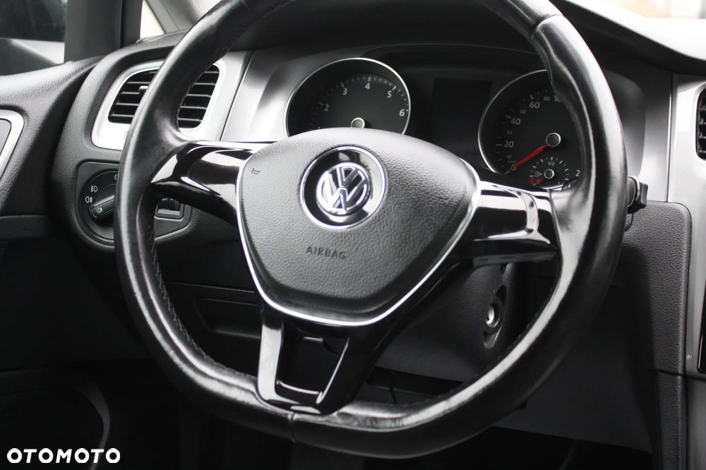 Volkswagen Golf 1.2 TSI MATCH - 12