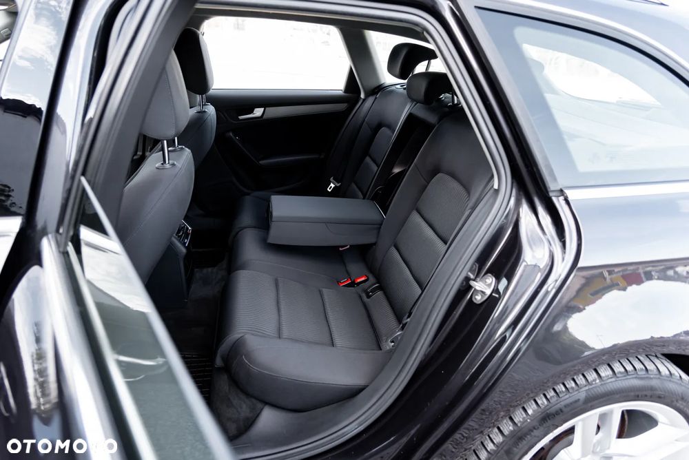 Audi A4 Avant 2.0 TDI DPF quattro Attraction - 20