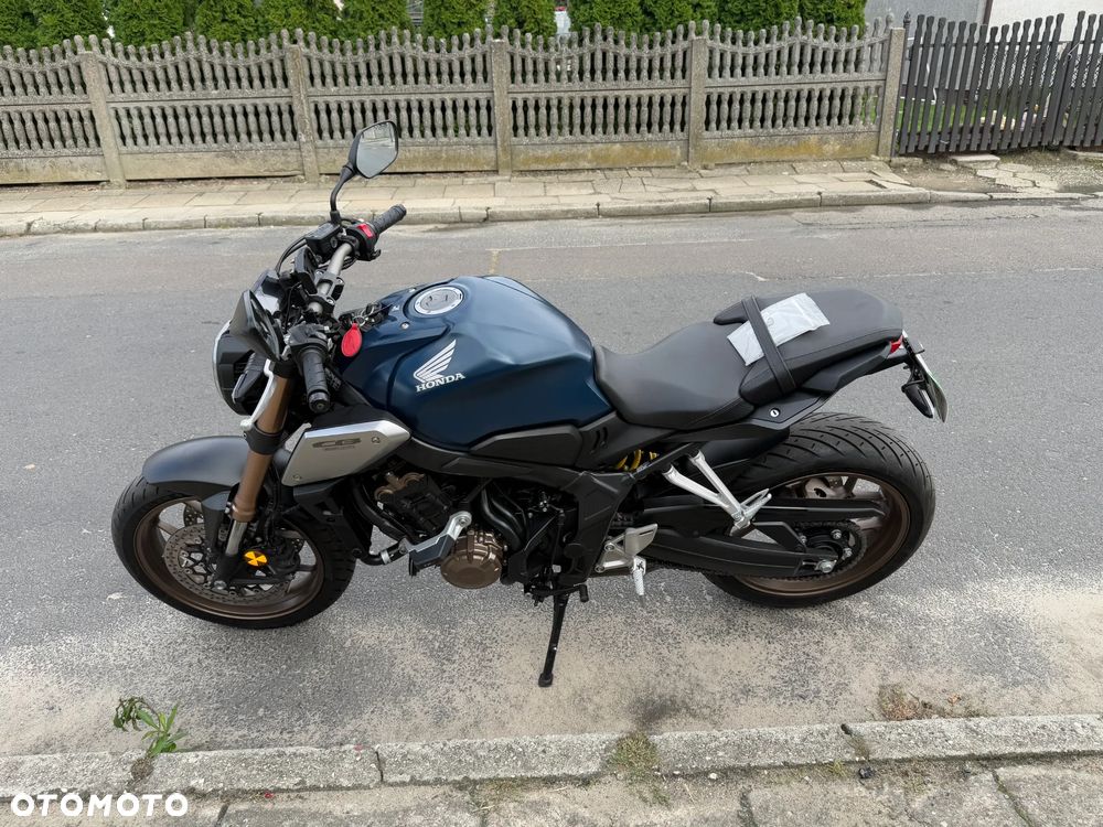 Honda CB - 8