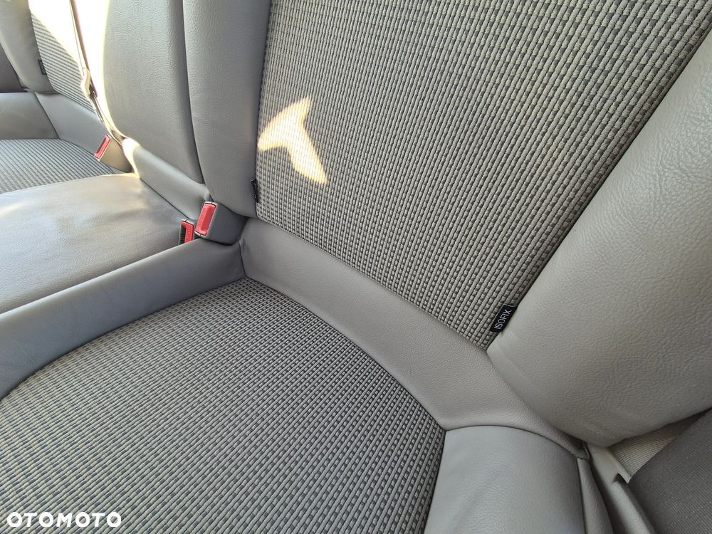 Citroën C5 HDi 140 FAP Exclusive - 23