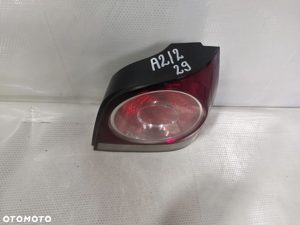 .  LAMPA TYL TYLNA PRAWA VOLKSWAGEN POLO 9N3 LIFT - 2