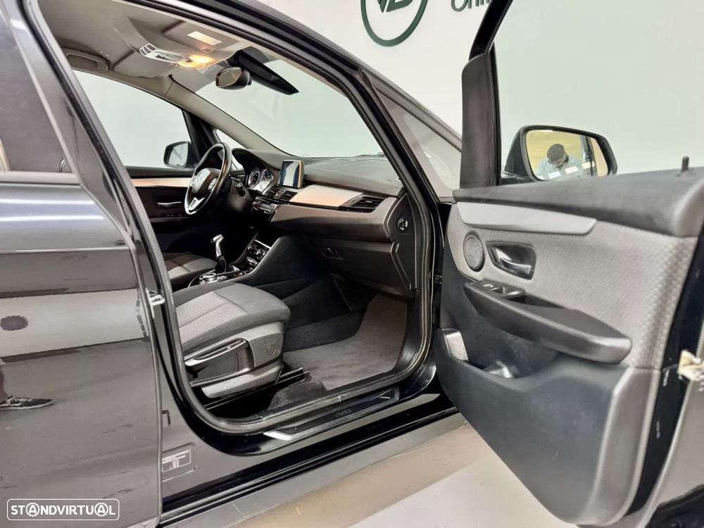 BMW 218 Gran Tourer d Sport Line - 47
