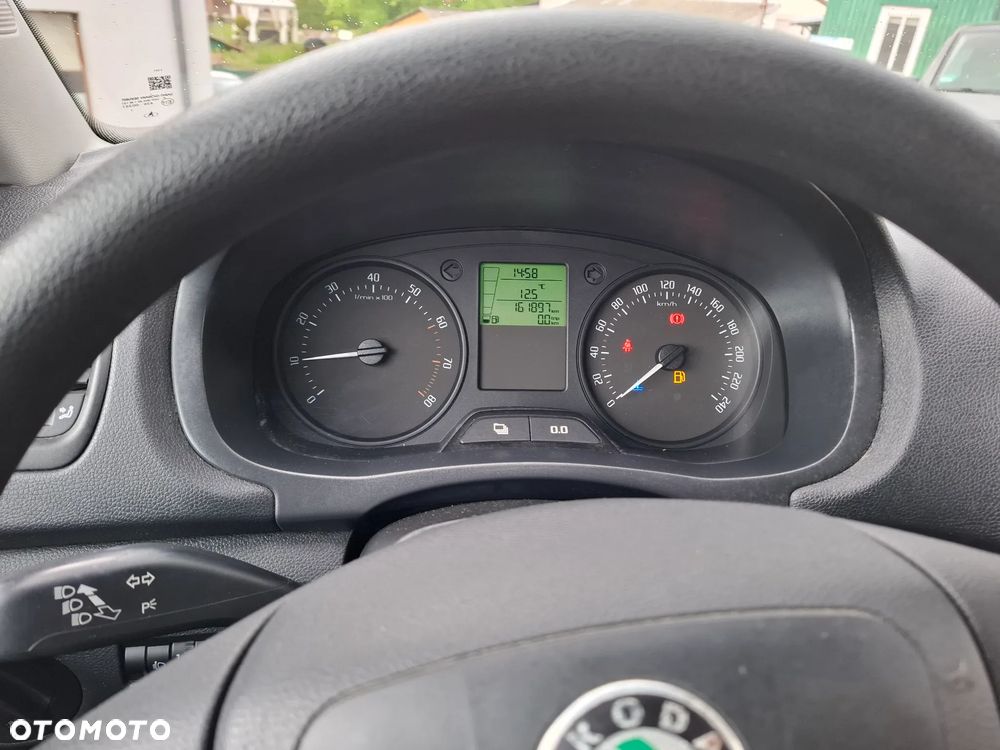 Skoda Fabia - 13