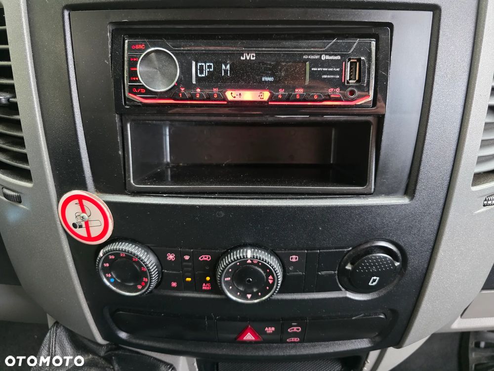 Volkswagen Crafter - 33