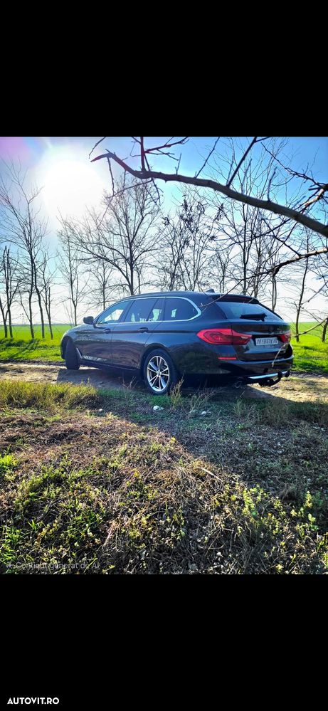 BMW Seria 5 518d Aut. Luxury Line - 9