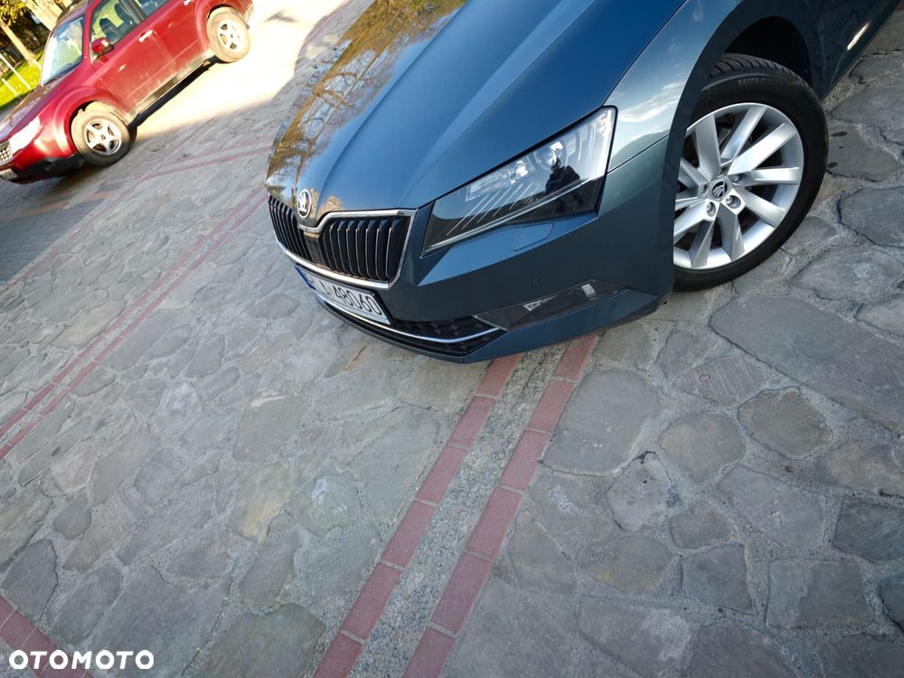 Skoda Superb 2.0 TDI Style - 12