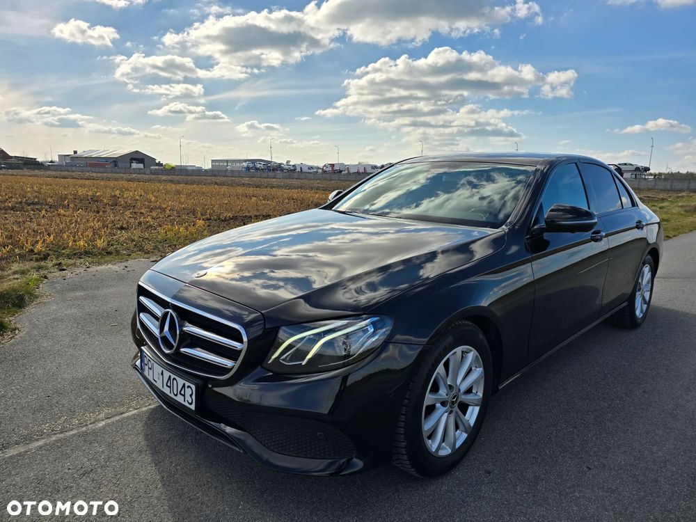 Mercedes-Benz Klasa E 220 d 9G-TRONIC AMG Line - 9