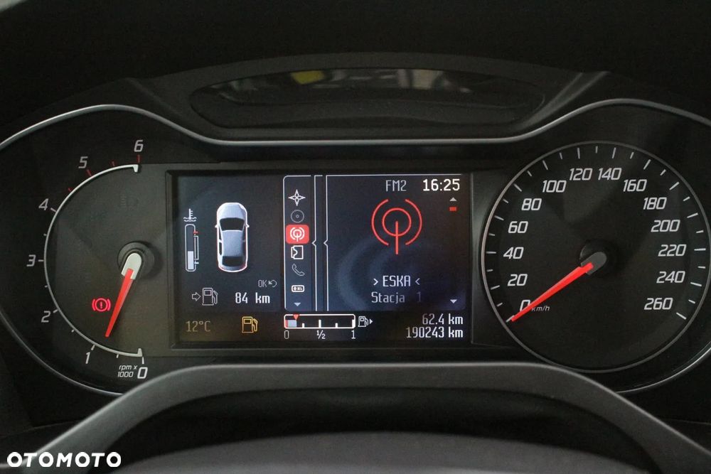 Ford S-Max 2.0 TDCi DPF Titanium - 28