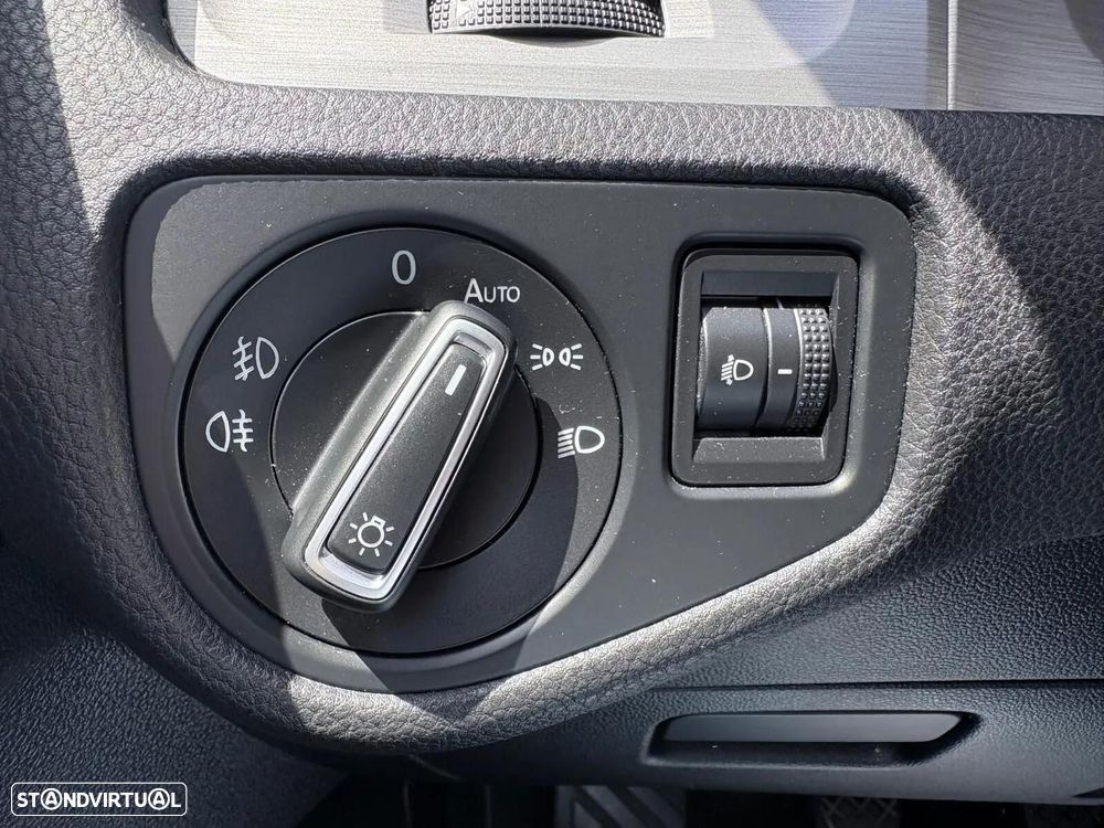 VW Golf 1.0 TSI Trendline - 35