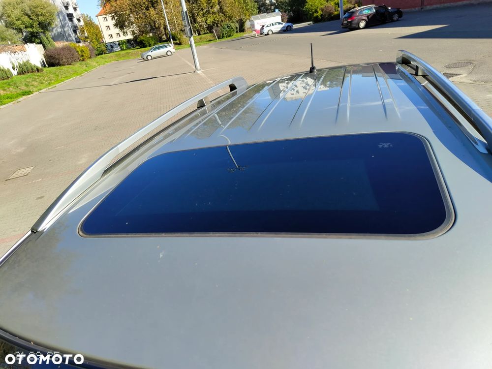 Mitsubishi Outlander 2.0 DID Instyle NAVI - 17