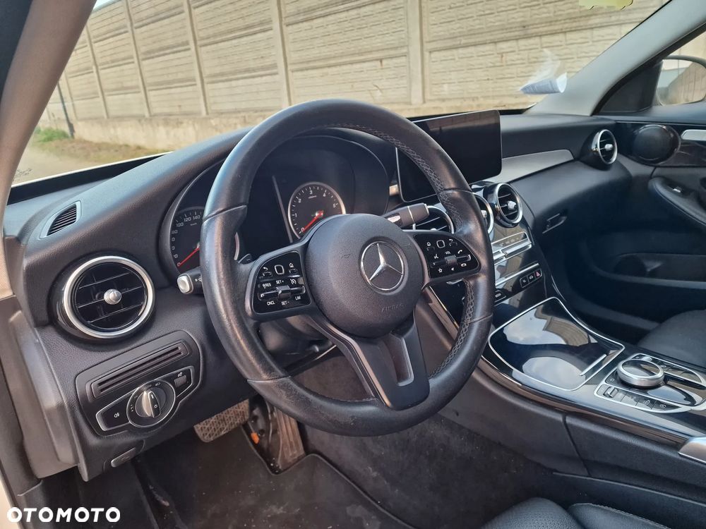 Mercedes-Benz Klasa C 180 d 9G-TRONIC Exclusive - 8