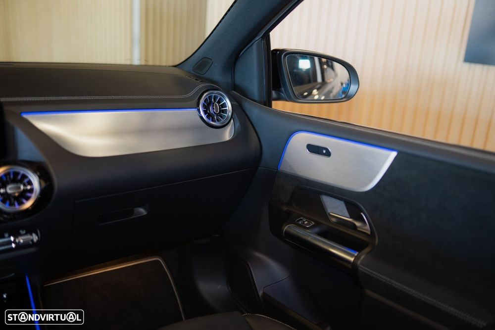 Mercedes-Benz B 250 e AMG Line - 34