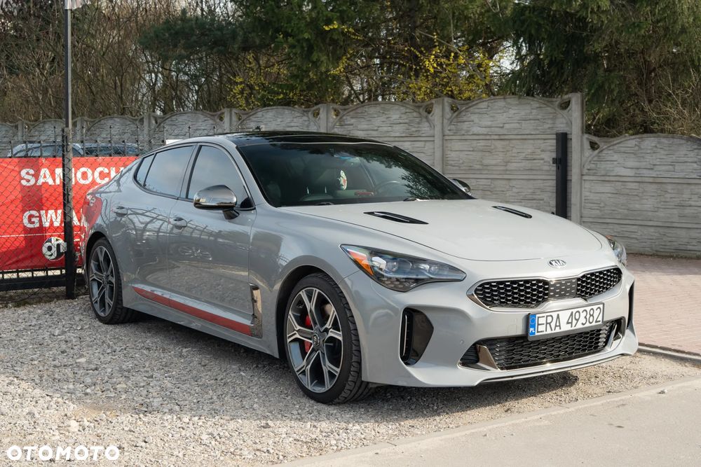 Kia Stinger - 38