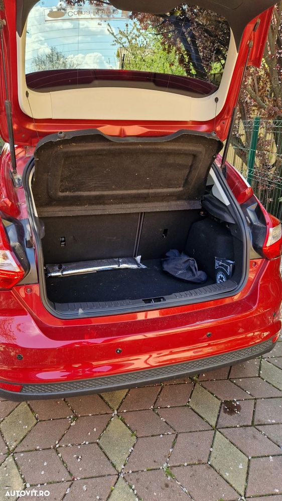 Ford Focus - 8
