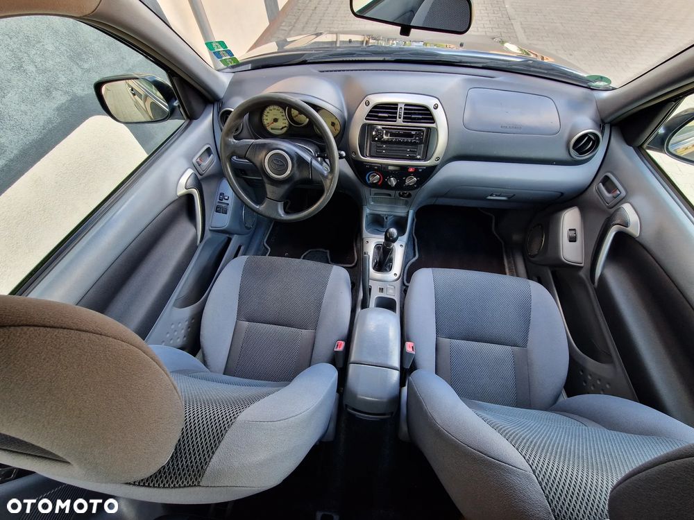 Toyota RAV4 1.8 VVT-i Terra 2WD - 7