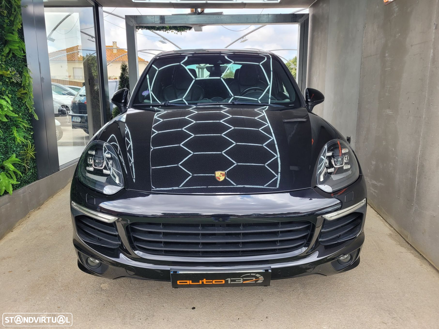 Porsche Cayenne S E-Hybrid - 2