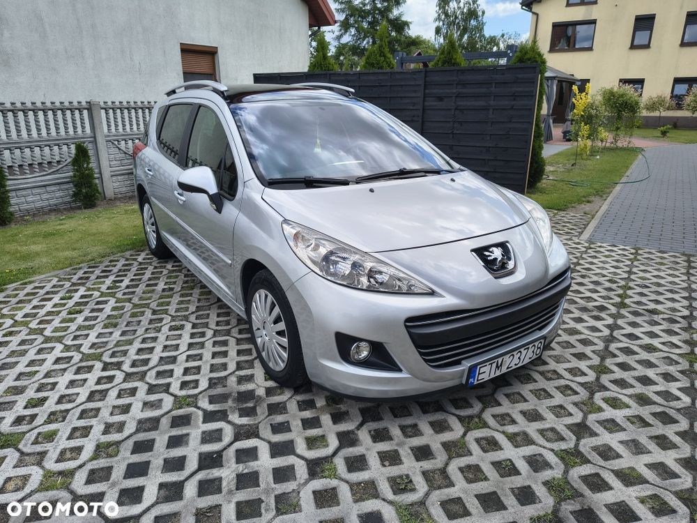 Peugeot 207 - 3