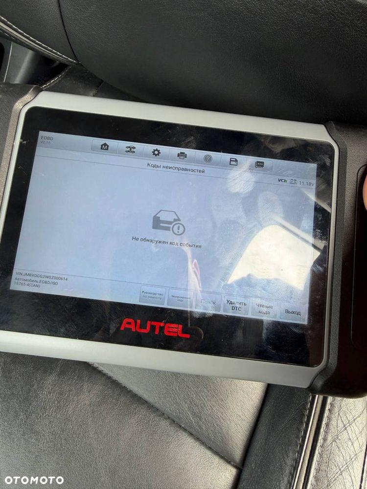 Mitsubishi Outlander Instyle NAVI + - 33