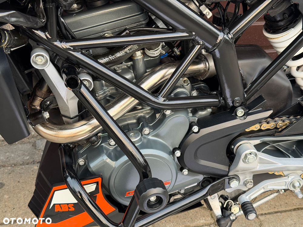 KTM Duke 125 - 18