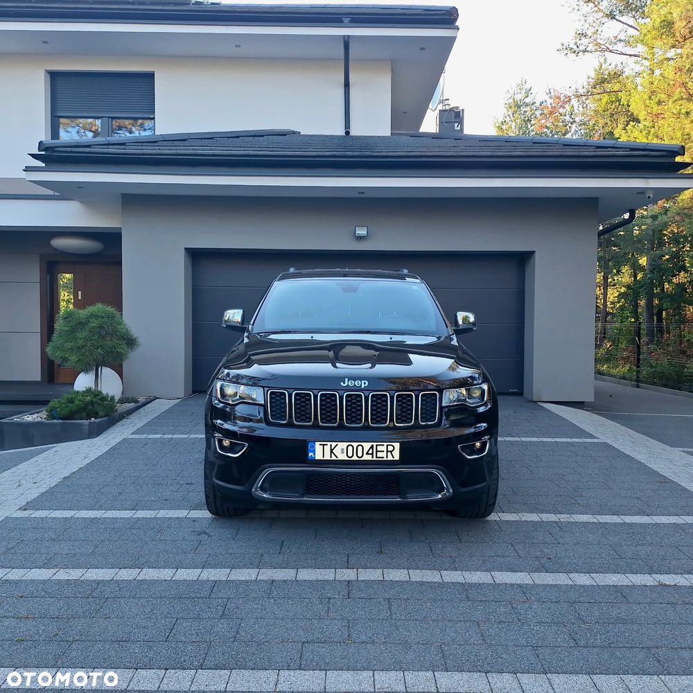 Jeep Grand Cherokee - 19