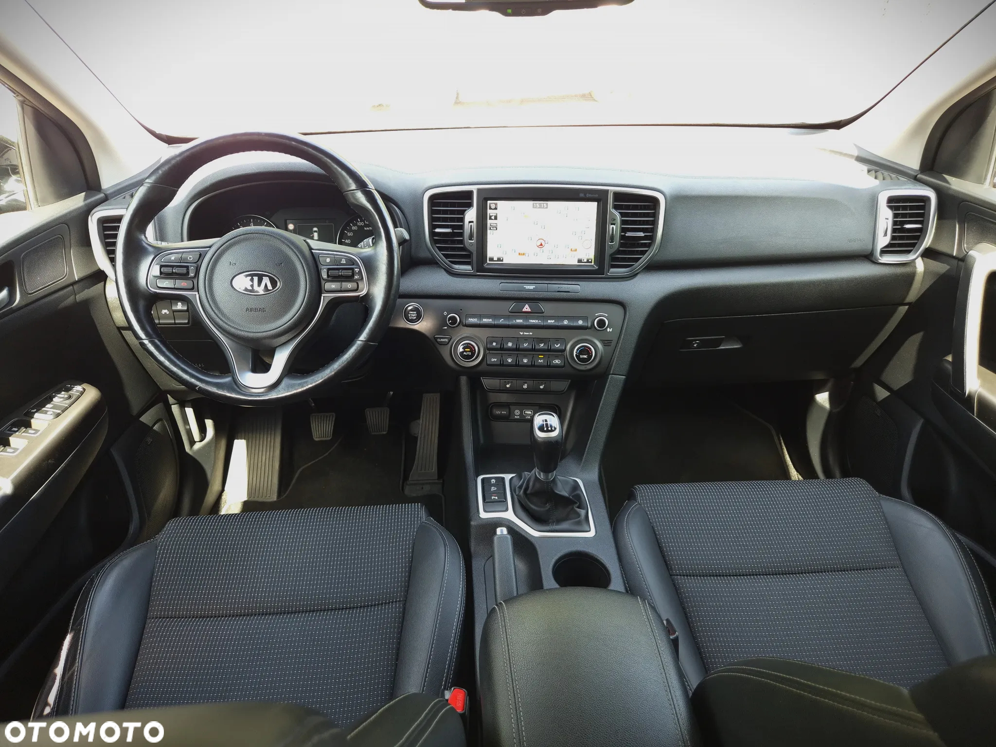 Kia Sportage 1.6 GDI 2WD ISG Spirit - 29