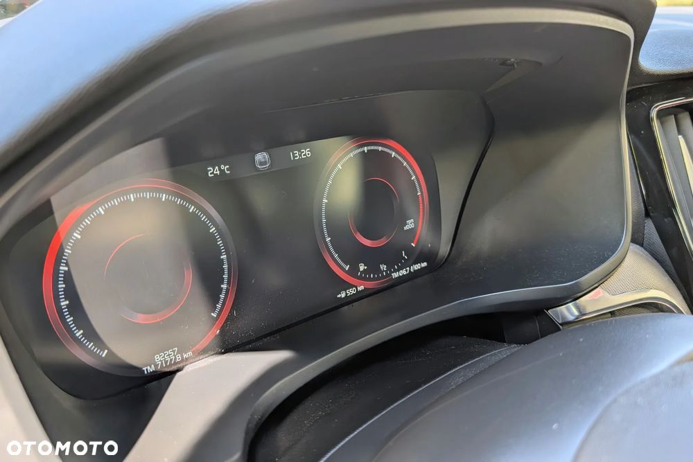 Volvo S60 B4 B R-Design - 14