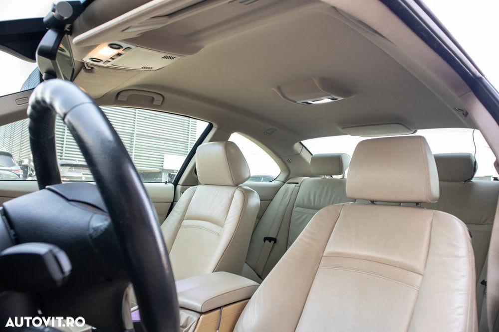BMW Seria 3 330d Coupe - 15