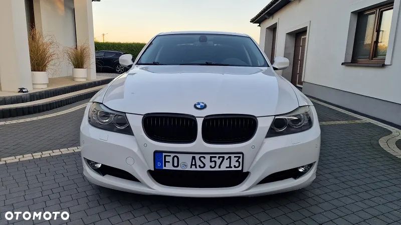 BMW Seria 3 - 37