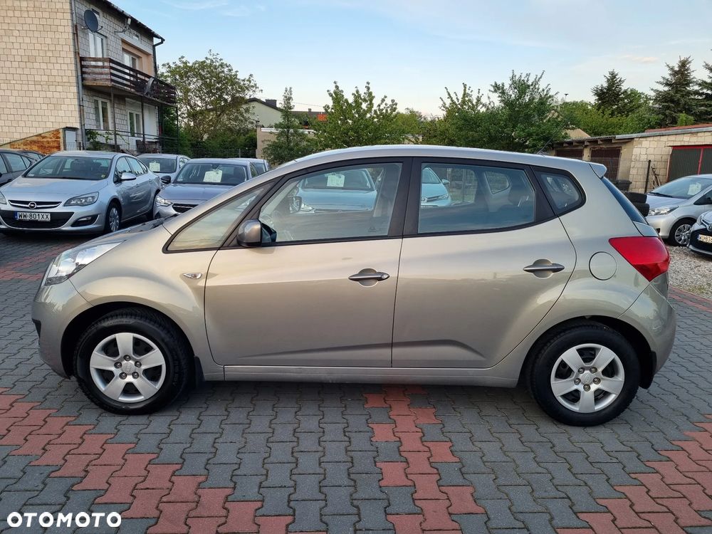 Kia Venga 1.4 L - 6