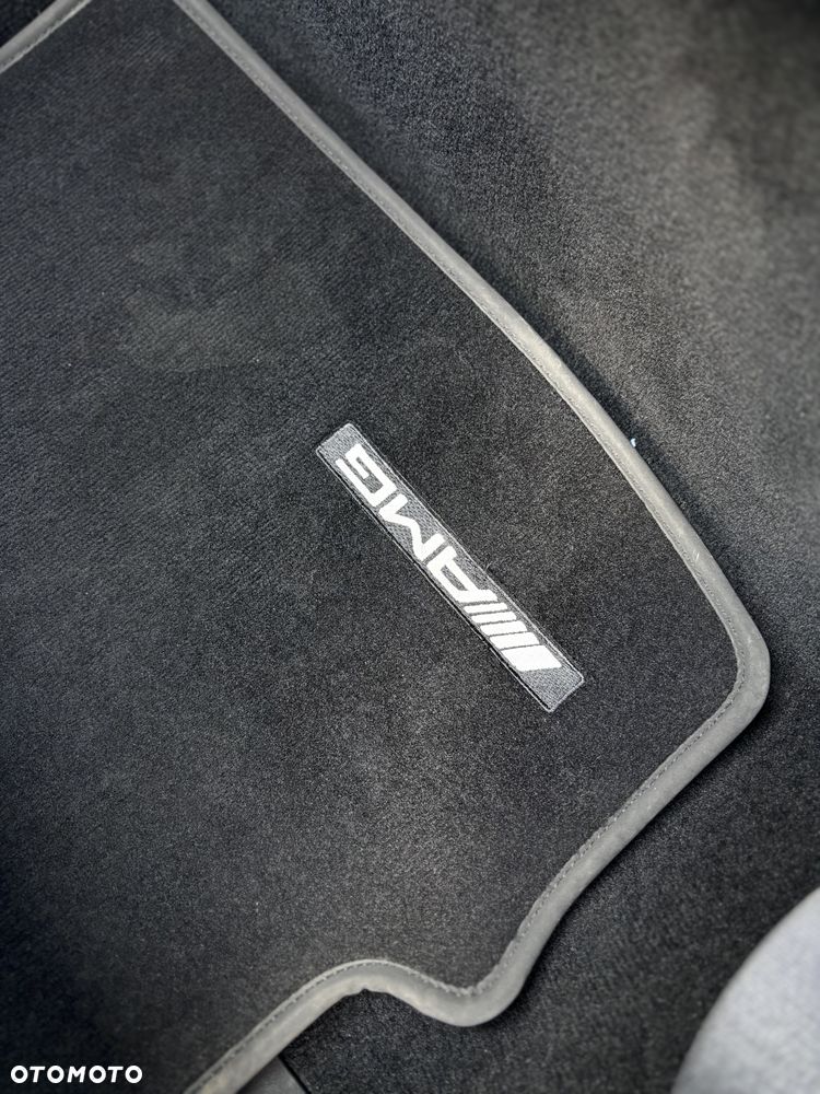 Mercedes-Benz Klasa C 300 4MATIC 9G-TRONIC - 15