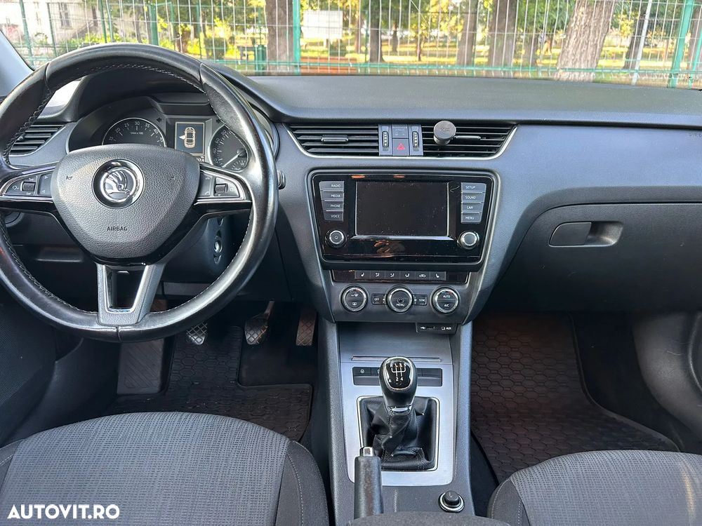 Skoda Octavia - 16