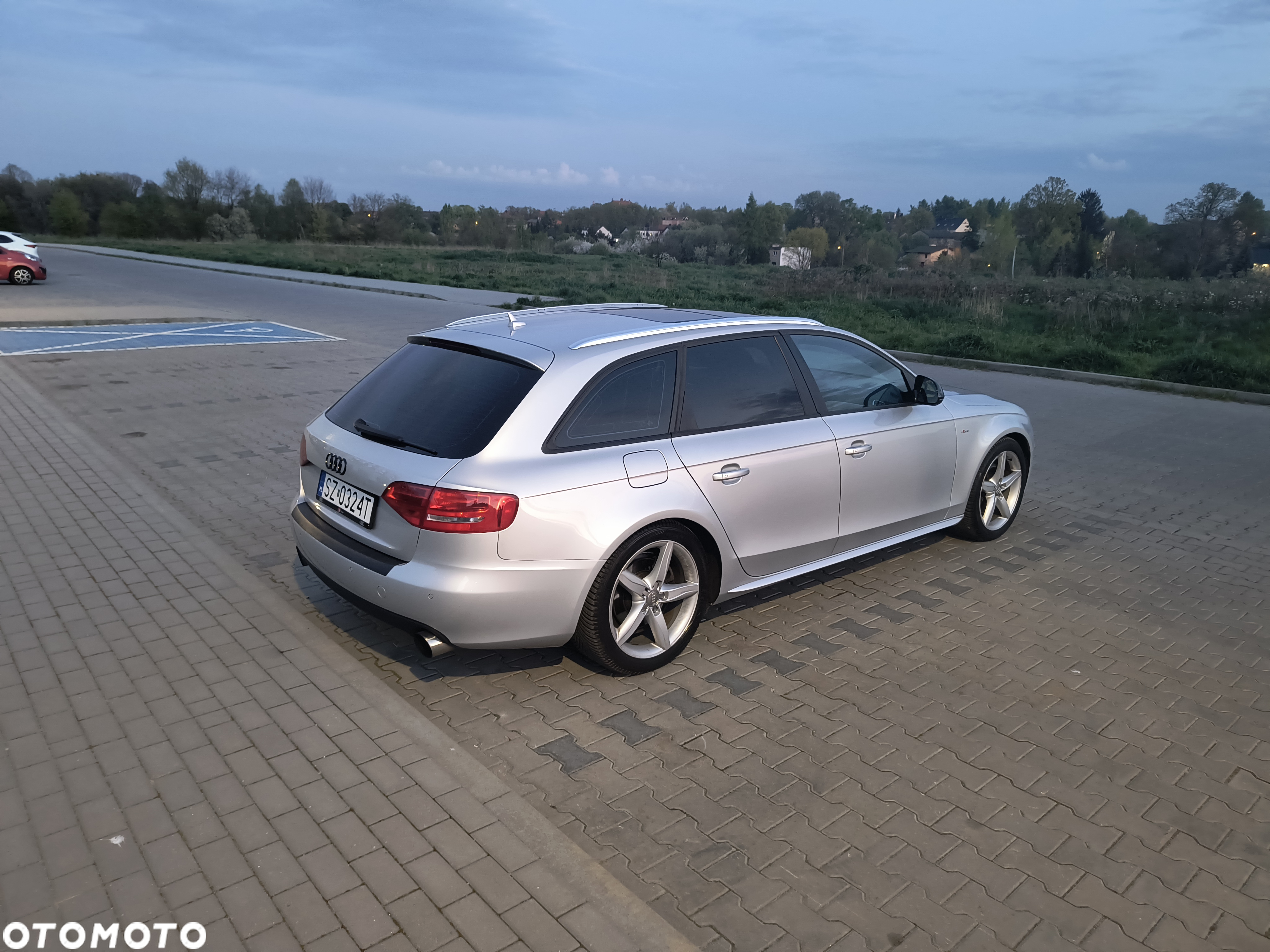 Audi A4 2.0 TFSI Quattro - 4