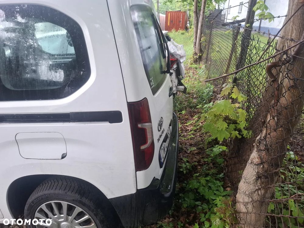 Toyota Proace City Verso 1.5 D-4D Business - 6