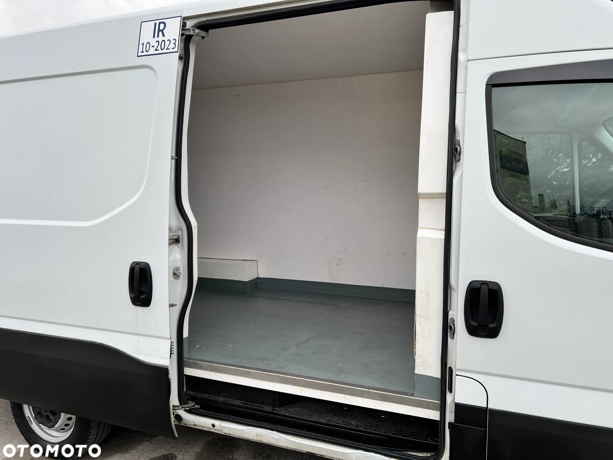 Iveco Daily 35S14 - 9