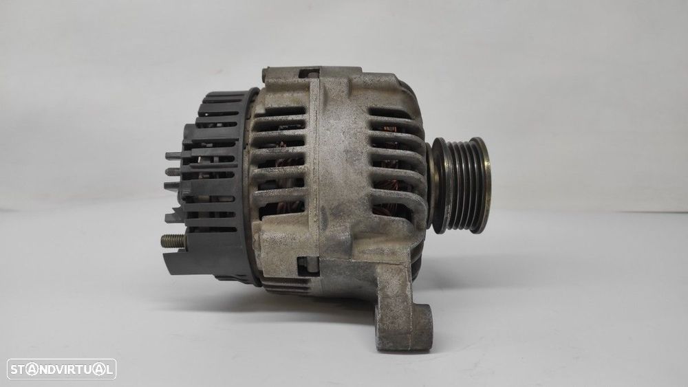 ALTERNADOR VOLKSWAGEN PASSAT BERLINA (3B2) BáSICO - 4